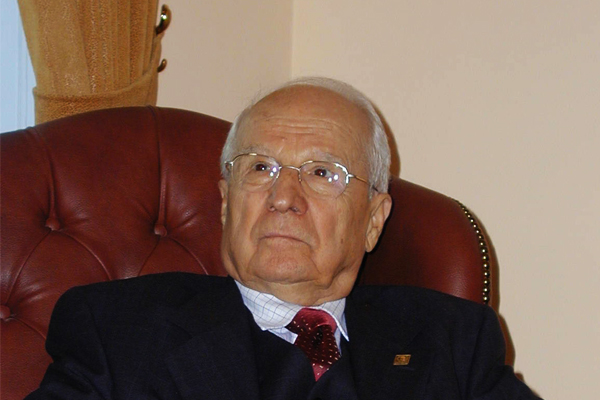 Evren için taziye mesajı yayınladılar