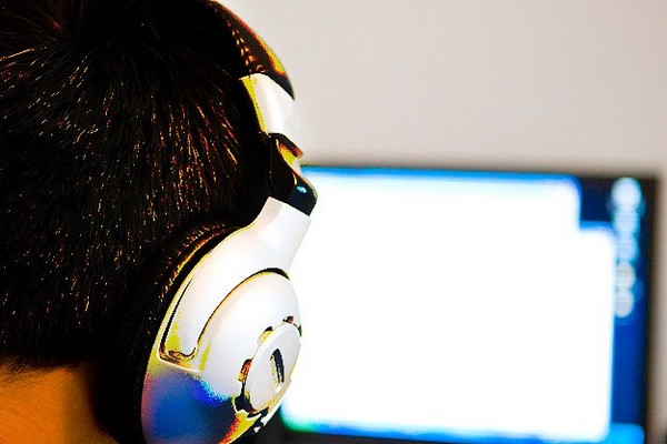 Dinleme operasyonunda 25 kişi muayene edildi