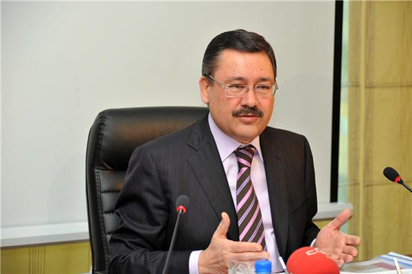 Melih Gökçek Doğan'dan özür diledi