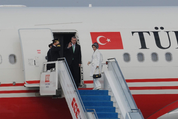 Erdoğan cami açılışı için Arnavutluk'a gitti