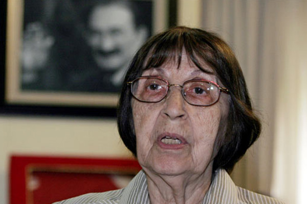 Rahşan Ecevit yoğun bakıma kaldırıldı!