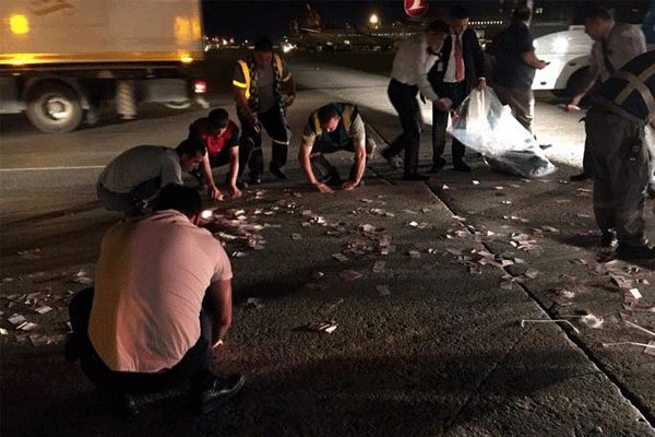 Atatürk Havaalanı'na para yağdı