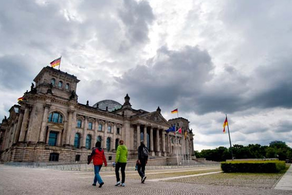 Alman Federal Meclisi'ne siber saldırı