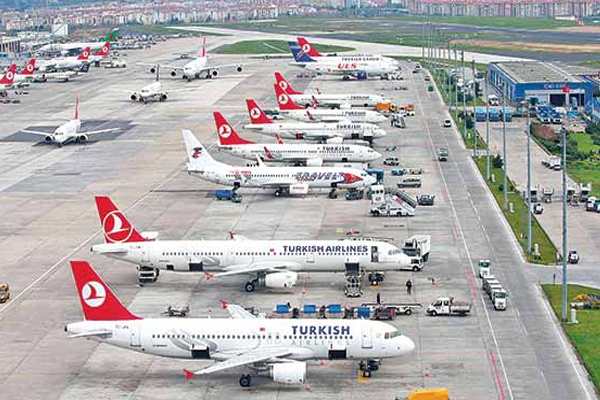 Atatürk Havalimanı'nda tüm zamanların rekoru kırıldı