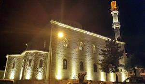 Tarihi cami ibadete hazır