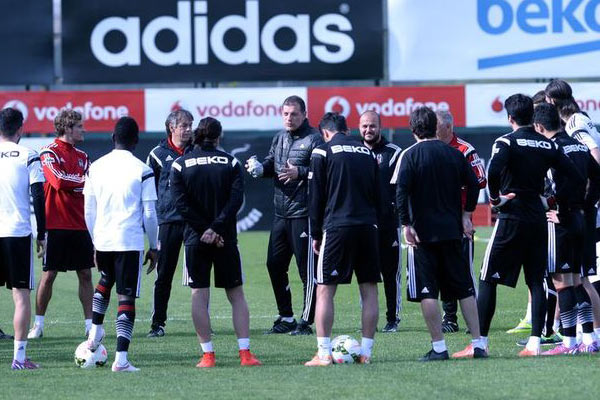 Bilic, antrenmanı bırakıp gitti