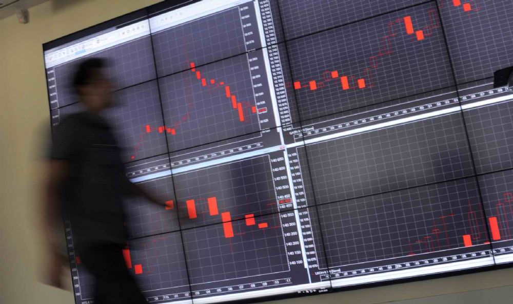 Nefesler tutuldu, dünya kilitlendi