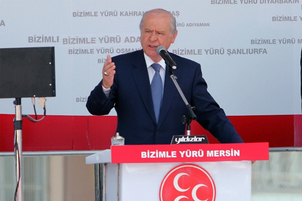 'Bunca yıldır nerelerde geziyordun Davutoğlu'