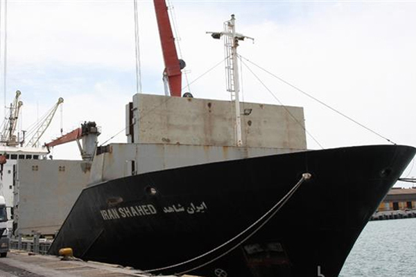 İran yardım gemisi Aden'de