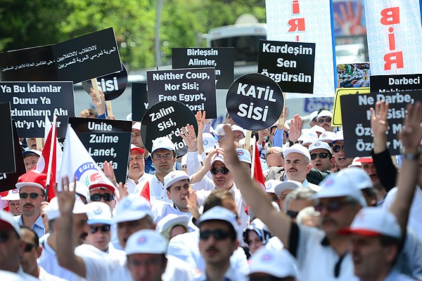 İdam kararı tüm yurtta protesto edildi