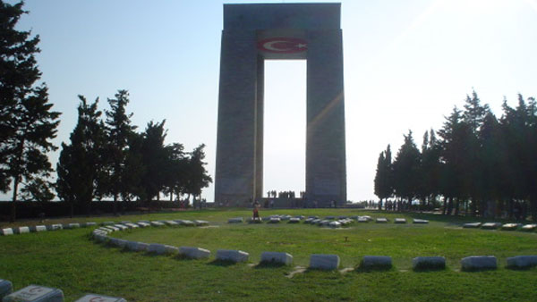 Şehitler Abidesi'nde üzücü olay