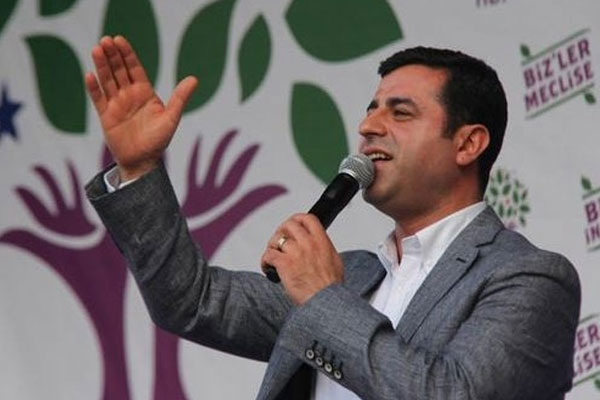 Demirtaş: 'Kobani düşmedi Ak Parti düşecek'