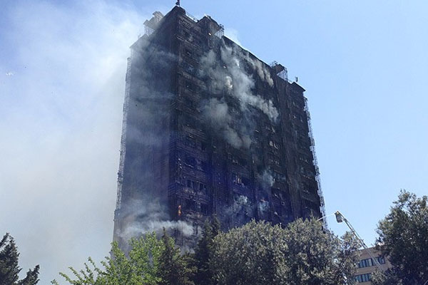 Bakü'de yangın: 15 ölü