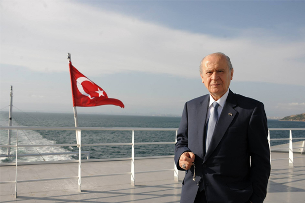 Bahçeli: Cemaat bizi sevemedi