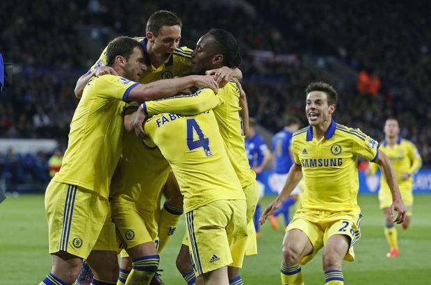 Chelsea şampiyonluğa koşuyor