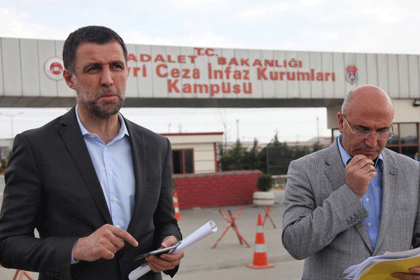 Hakan Şükür Silivri'de!