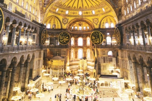 Sinemada din tartışılıyor