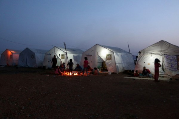 Hayvan barınağı olarak kullanılan odalarda kalıyorlar