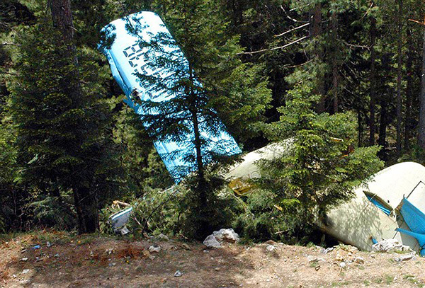 Kolombiya'da uyuşturucu taşıyan uçak düştü