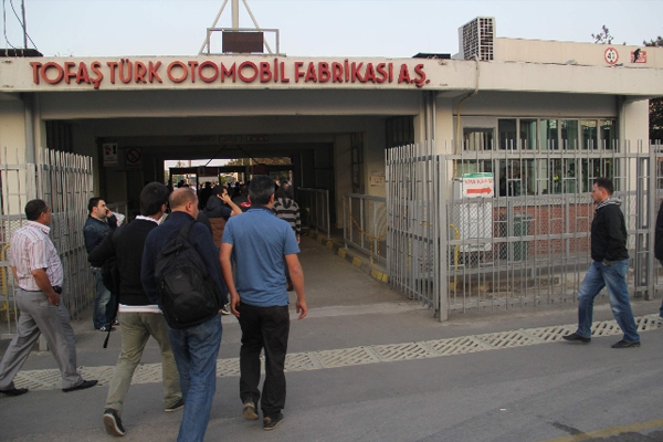 Tofaş üretime devam ediyor