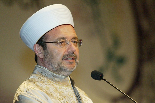 'Cambridge Üniversitesi yakınına cami yapıyoruz'