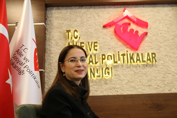 Bakan'dan doğum yardımı talimatı