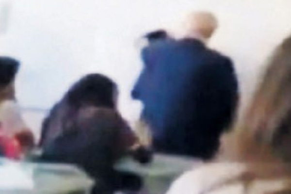 O okul müdürü açığa alındı