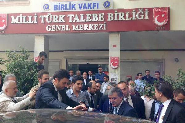 Abdullah Gül'ü duygulandıran ziyaret!