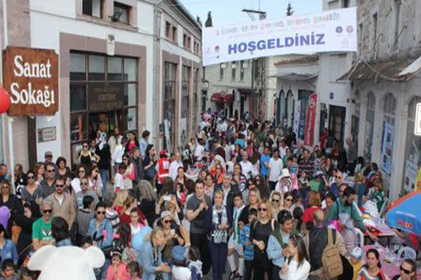 Beyoğlu'nda 3 günlük 'Sokak Şenliği' başlıyor