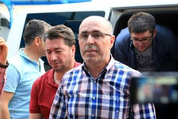 Eski rektör gözaltına alındı