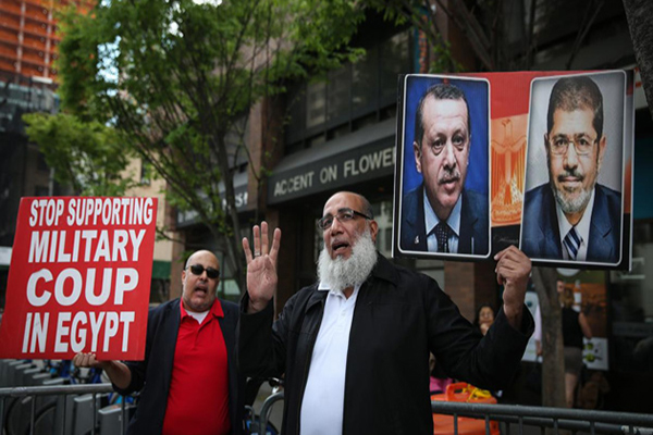 İdam kararına Newyork'ta protesto