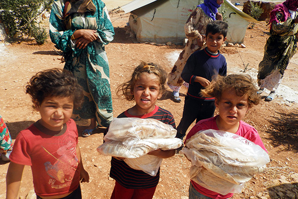 'Rejim insani yardımları çalıyor'