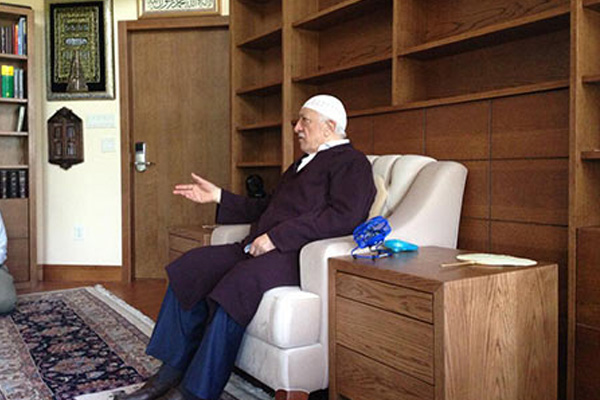 KPSS şifresi Gülen'in kitabında mı verildi?