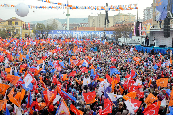AK Parti tabanındaki rehavetin nedeni