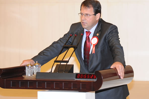 CHP'den istifa etti, seçime bağımsız giriyor