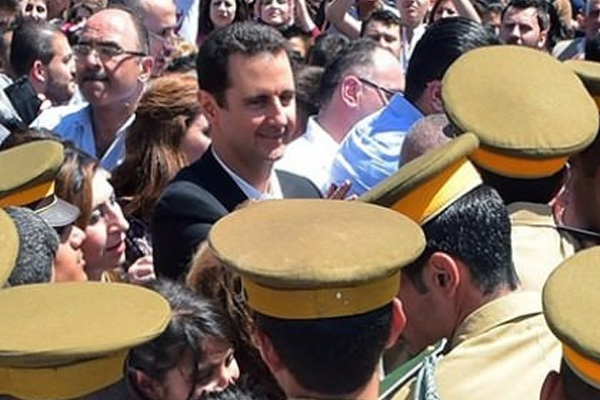 Esed'den kurtarılan askerlere tebrik