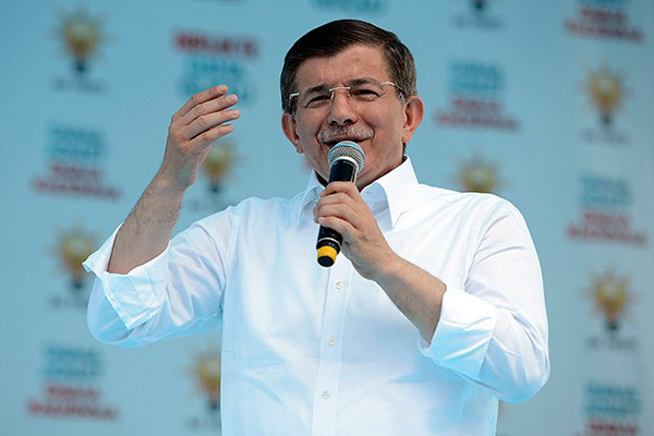 'Biz millet aşkıyla meşgulüz'