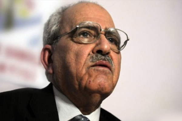 Sezai Karakoç, 'Diriliş Işığı' ile yazıya döndü