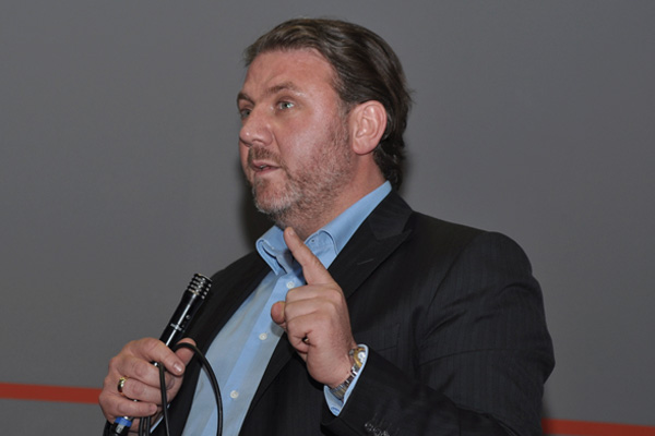 Yiğit Bulut'tan 'zorunlu' açıklama