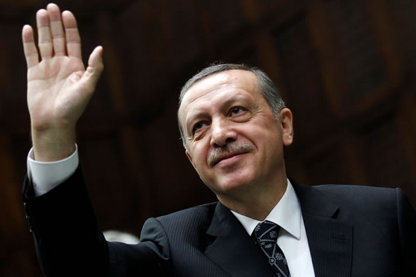 Erdoğan'dan Dursun Özbek'e tebrik mesajı