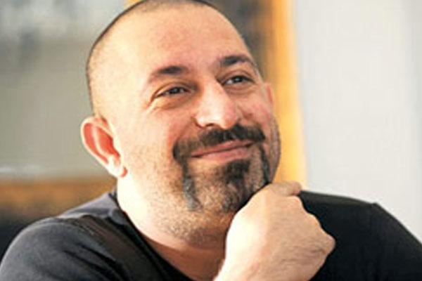 Cem Yılmaz’dan mesaj var!