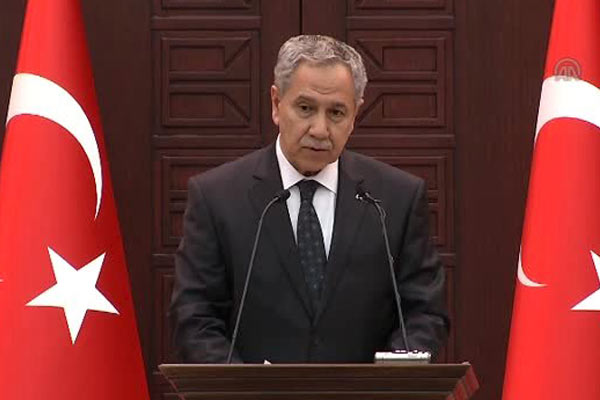 KKTC Cumhurbaşkanı, Arınç’ı kabul etti