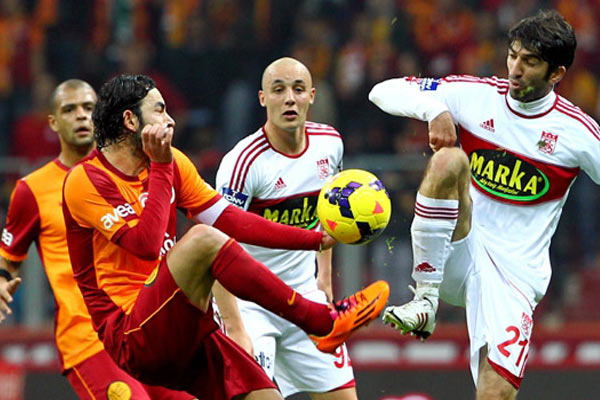 G.Saray, Sivas'ı farklı yolladı