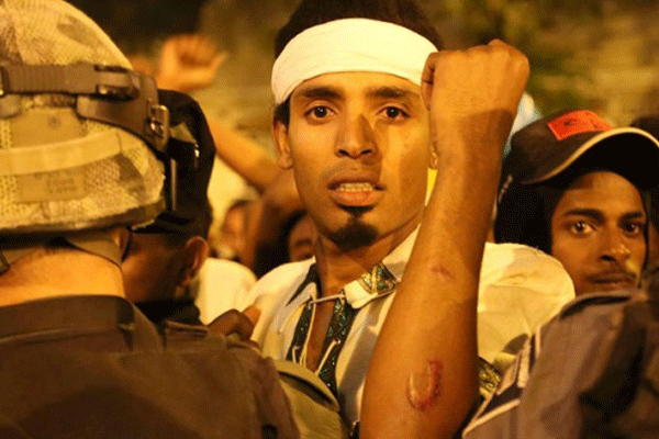 Yahudiler İsrail'de polisle çatıştı