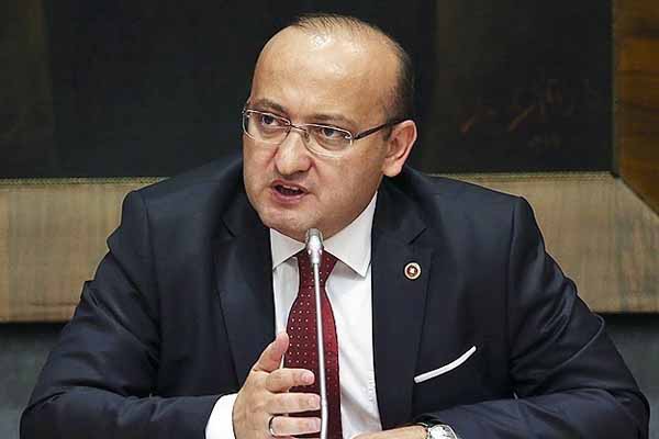 'Kürt'ün dirisini de ölüsünü de sömürüyorlar'