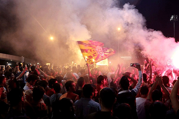 Erdoğan ve Davutoğlu'ndan kutlama mesajı