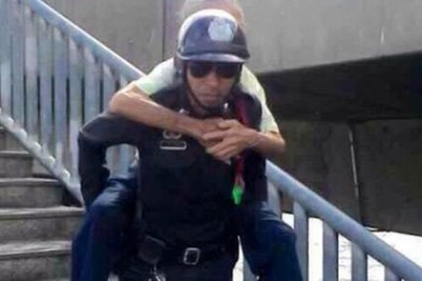 Bu fotoğraf polise ödül getirdi