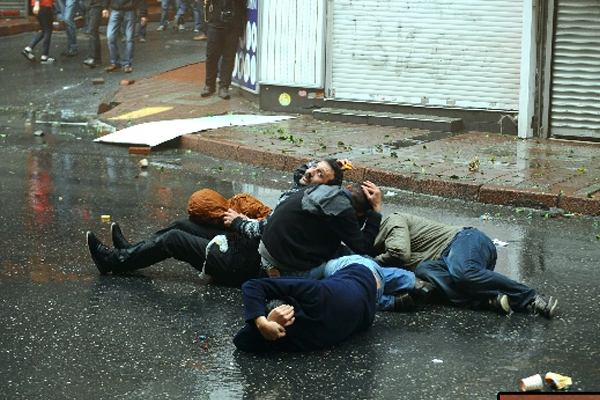 'Fotoğraf çektiyseniz kalkıyoruz'