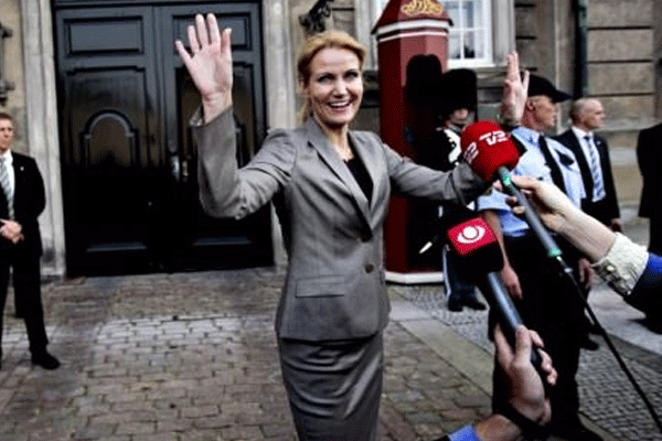 Başbakanı meydandan kaçırdılar