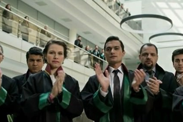 O reklam bakın hangi üniversitede çekilmiş